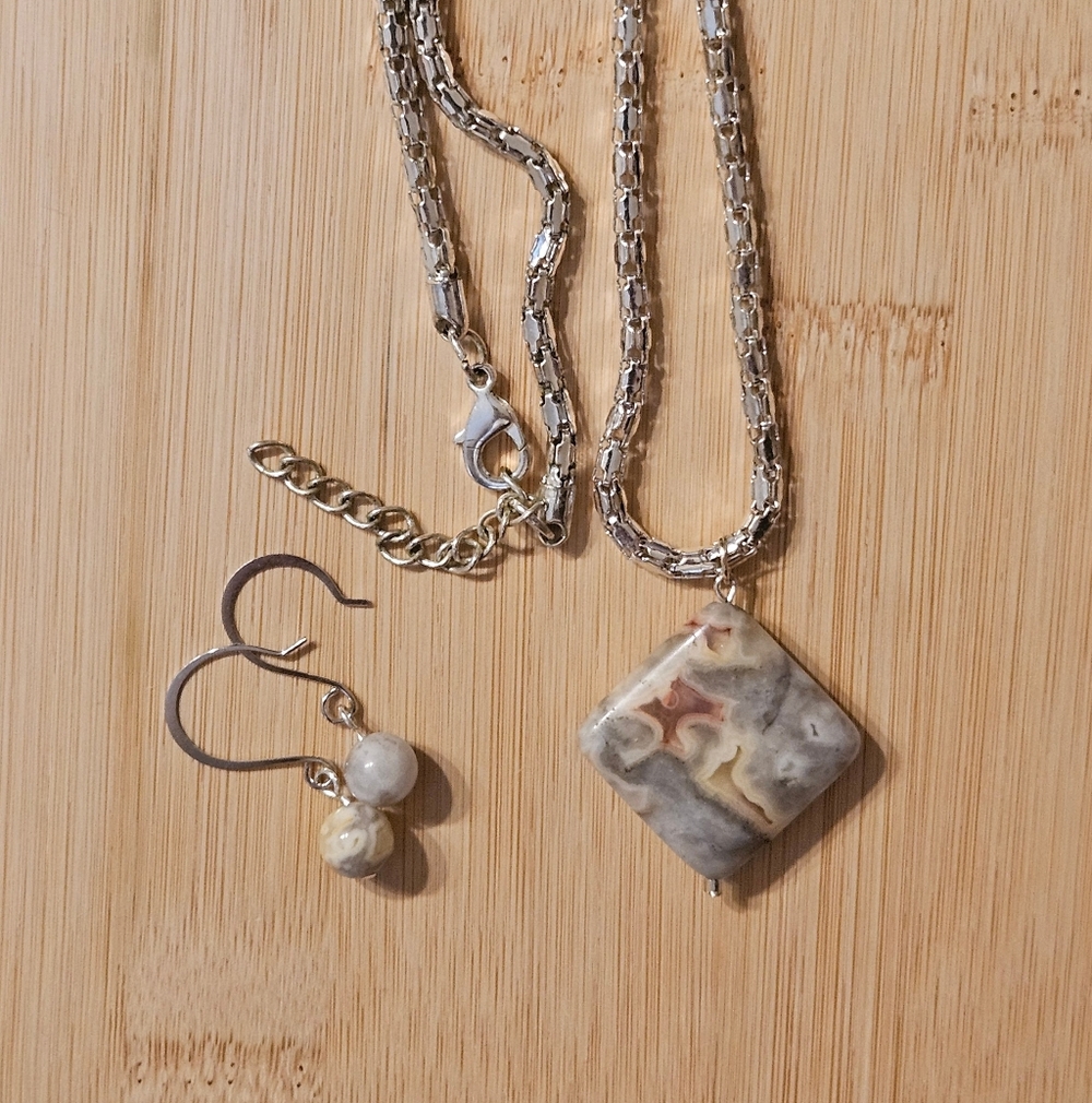 Silver and Stone Pendant Necklace and Earring Set